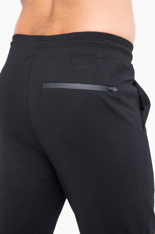 Men's Sleek Knit Performance Joggers