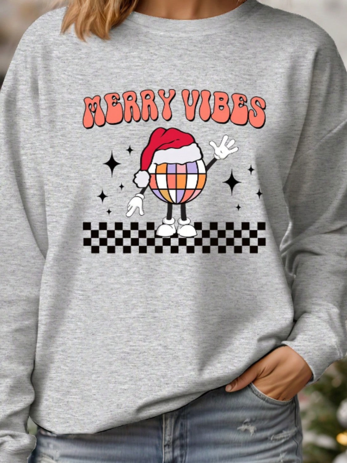 Graphic Merry Vibes Sweatshirt