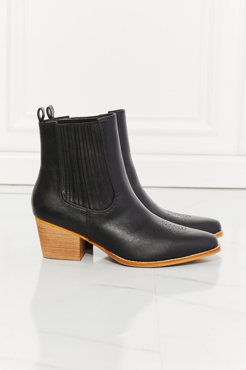 Love the Journey Stacked Heel Chelsea Boot in Black